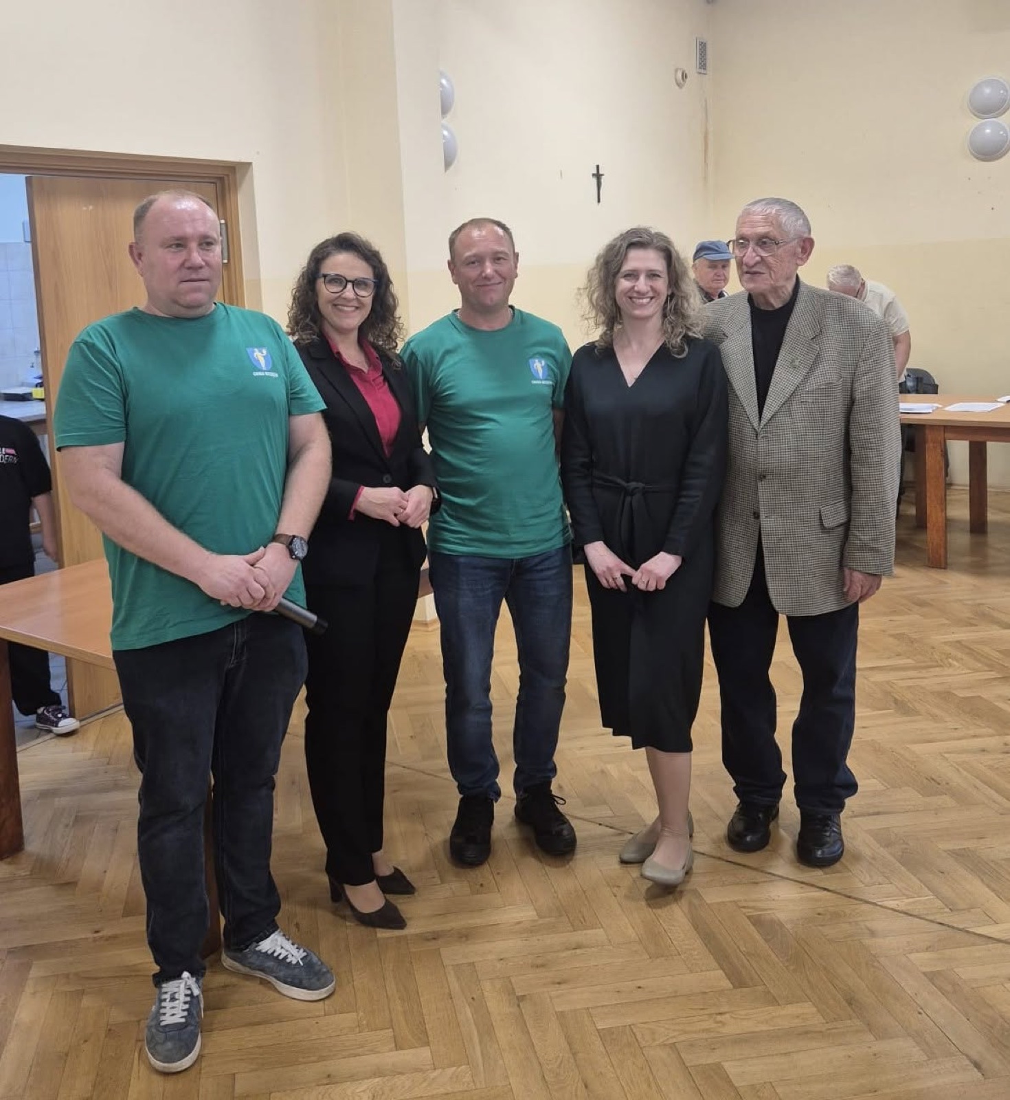 Wspólne zdjęcie organizatorów i gości