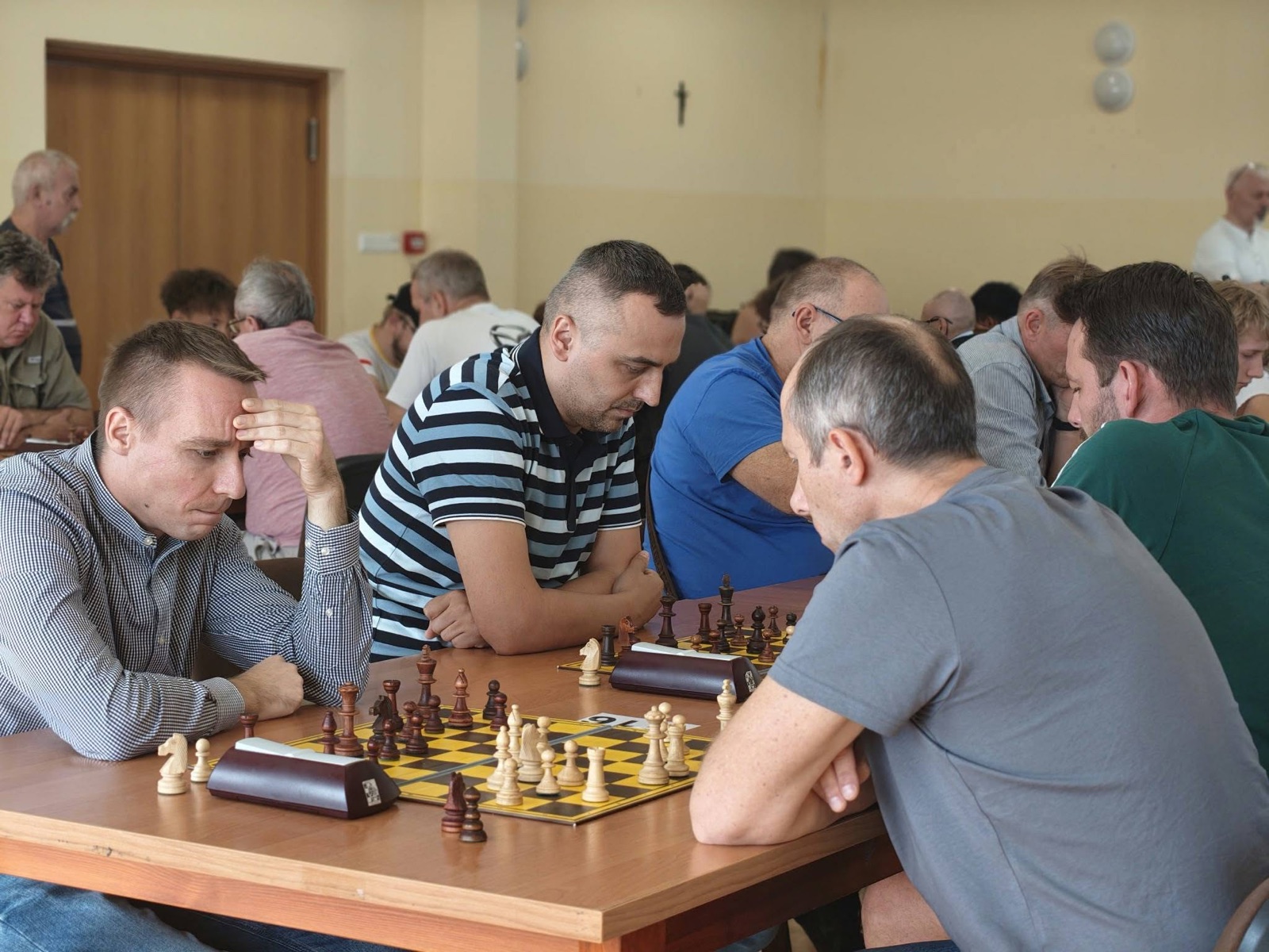 Rozgrywki w sali Centrum Kulturalno-Społecznego